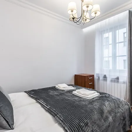 Appartamento Rent Like - Przejscie Garncarskie 10